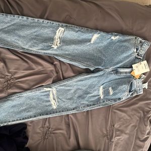 Brand new ripped mom jeans